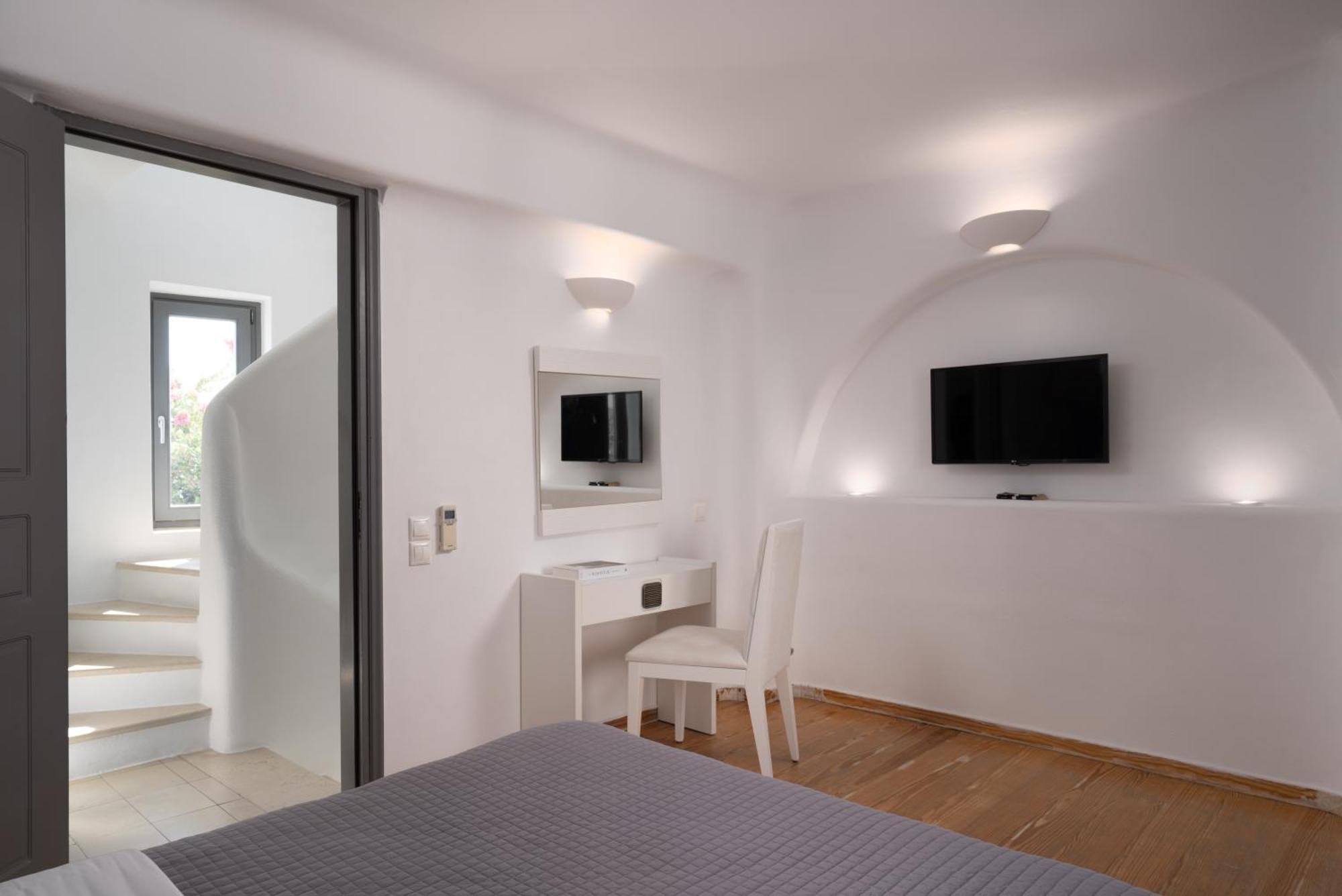 Santorini Princess Presidential Suites Акротири Экстерьер фото